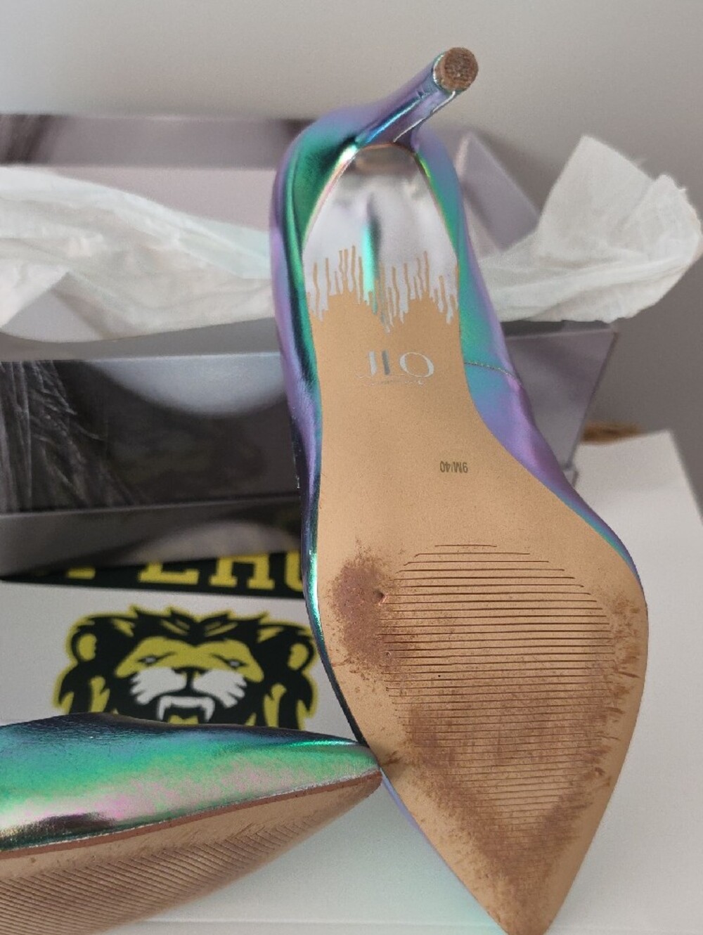 Jennifer Lopez Iridescent Green-Blue-Pink Pointed Toe Stiletto Pumps - Picture 3 of 4